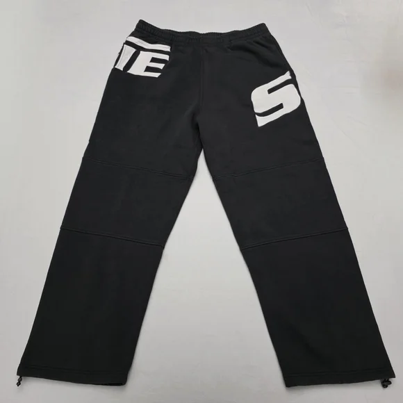 Supreme Black Sweatpants - Picture 2 of 7